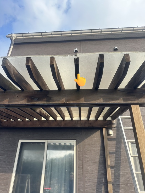 ウッドデッキの垂木交換