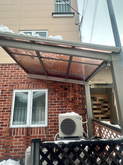 サイクルポート屋根パネル交換