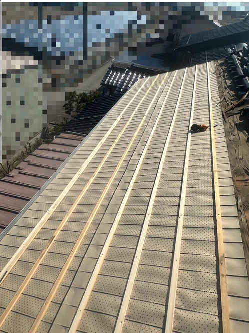 瓦用の防水シートとルーフィング