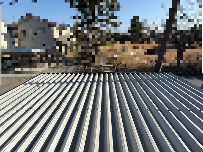 雨樋が詰まったカーポート