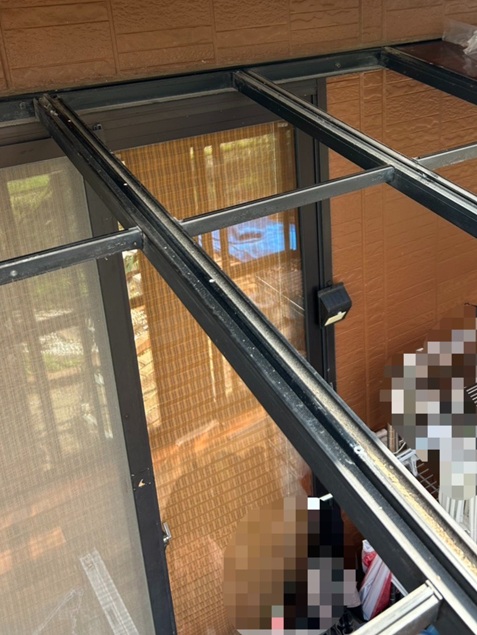 ポリカを外しました