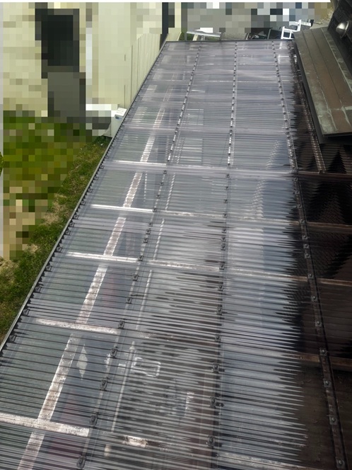 ポリカ波板を設置