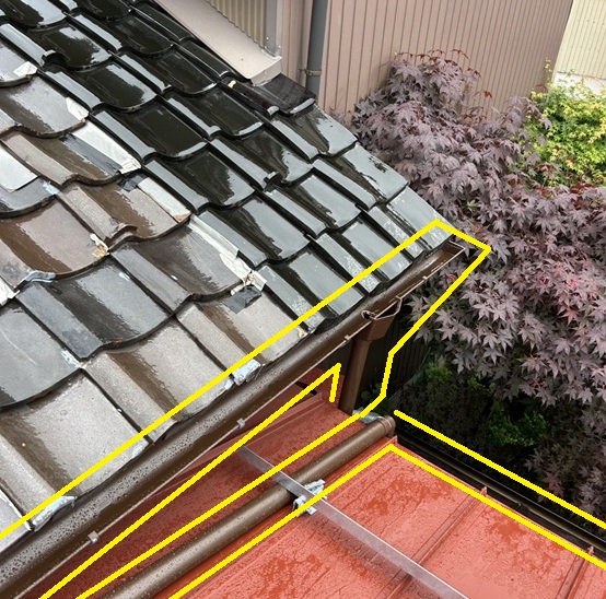 新しい雨どいを取り付けました