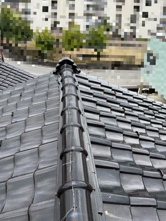 棟瓦が歪んでガタついていま