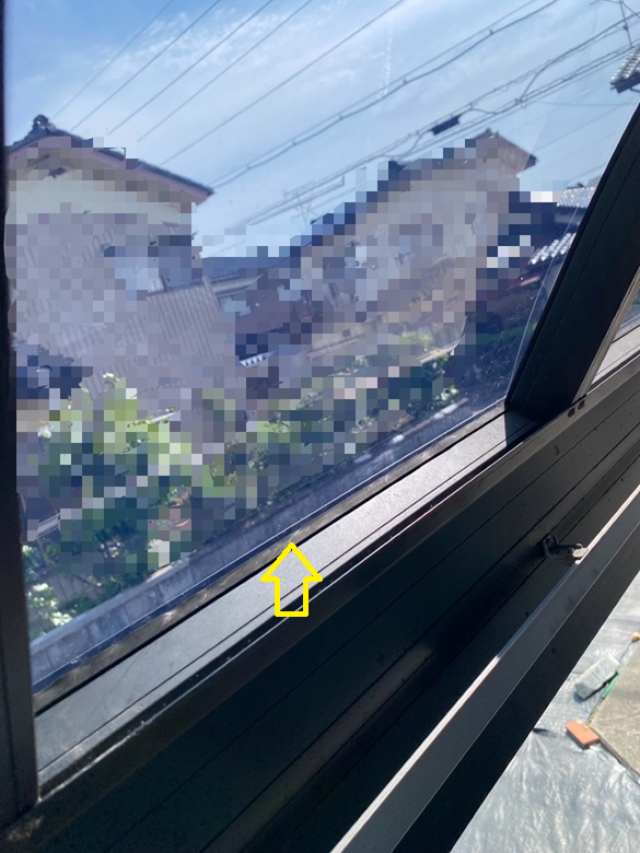 パッキンをすき間にはめ込みました