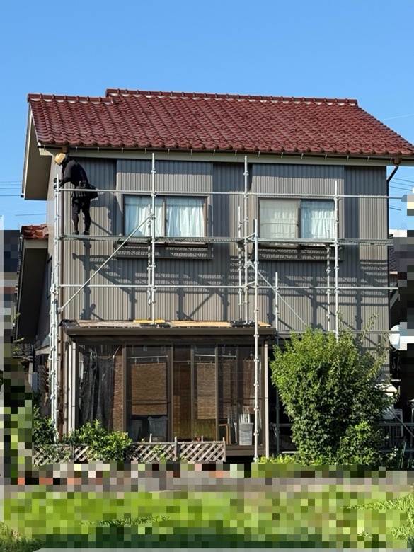 新しい雨どいへ交換