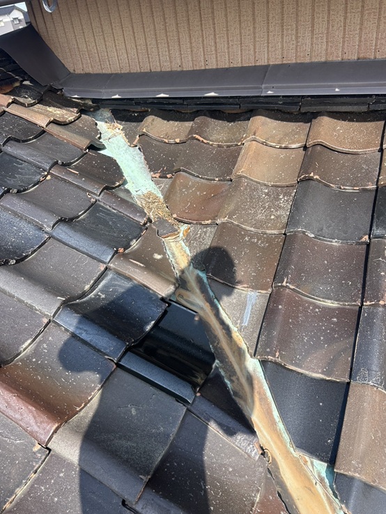 谷板金にサビがでています