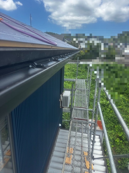 新しい軒樋設置