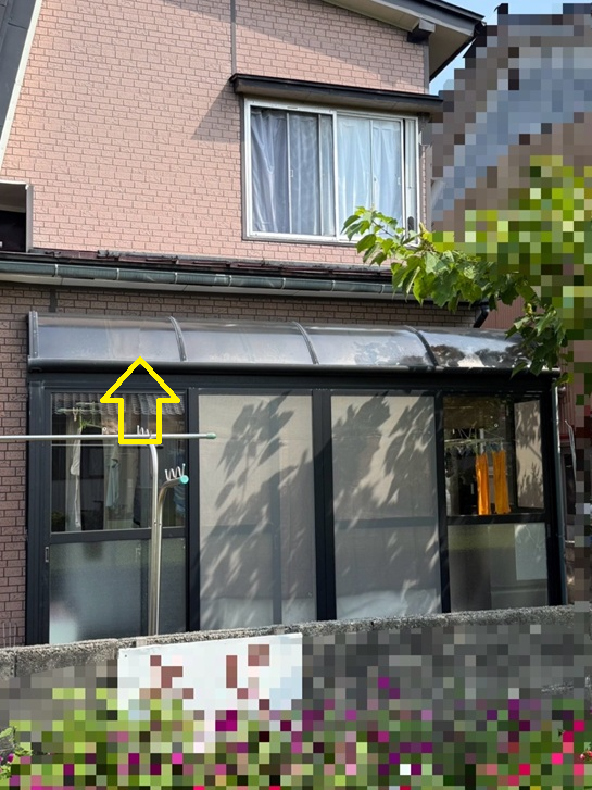 屋根パネルに亀裂