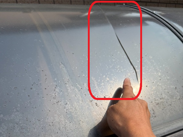 屋根パネルに亀裂