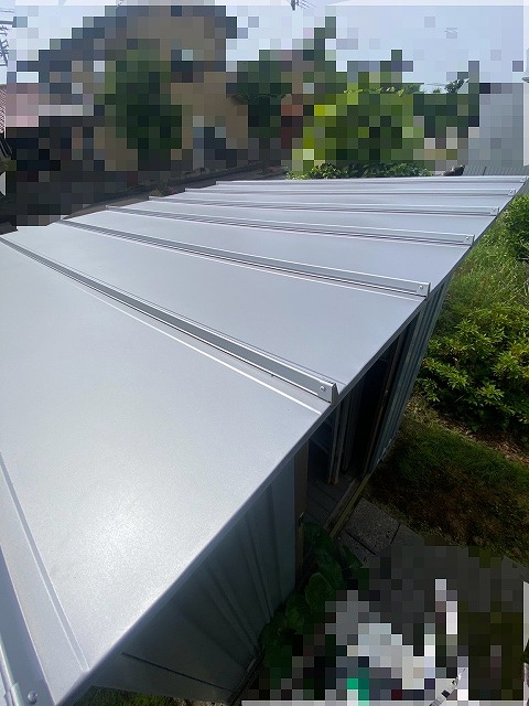 雨漏りしていた物置屋根カバー工事