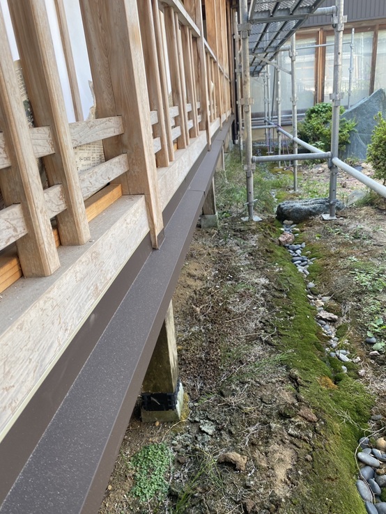 ポリカを全て剥がして撤去しました