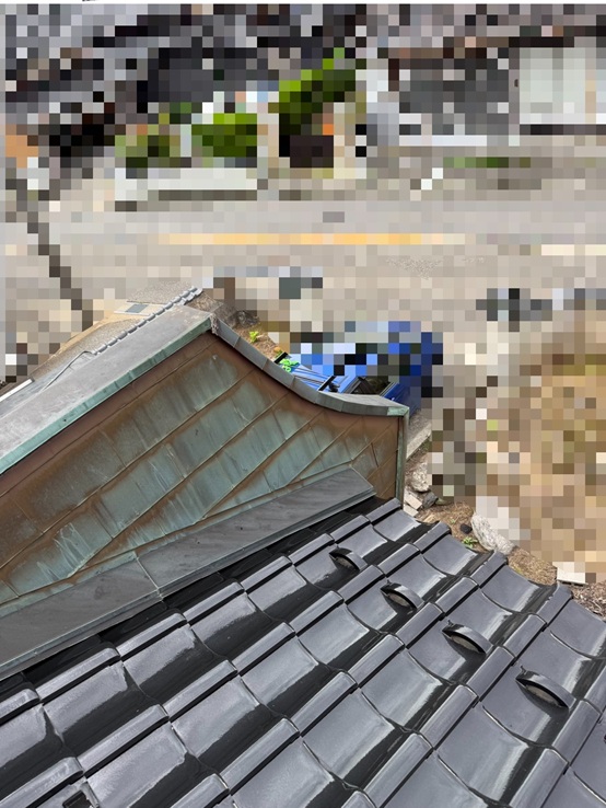 銅板の立ち上がり壁