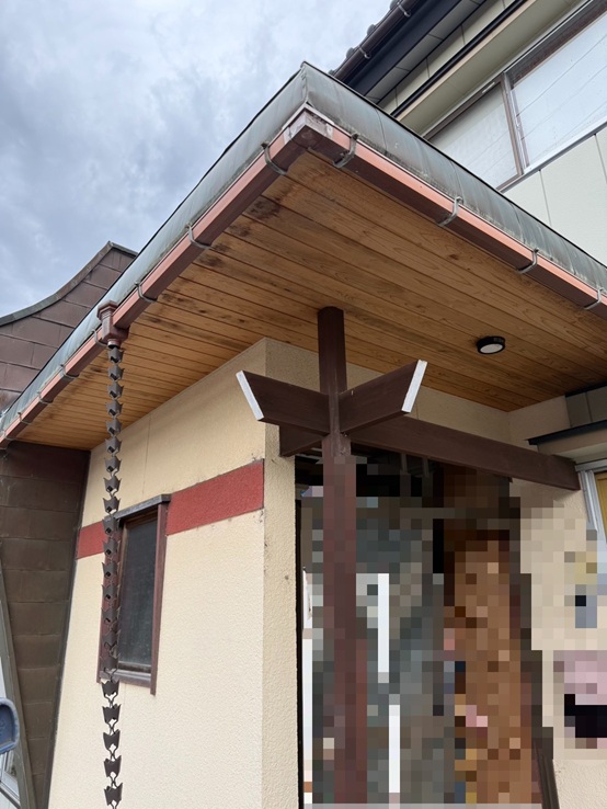 玄関ポーチの天井部分