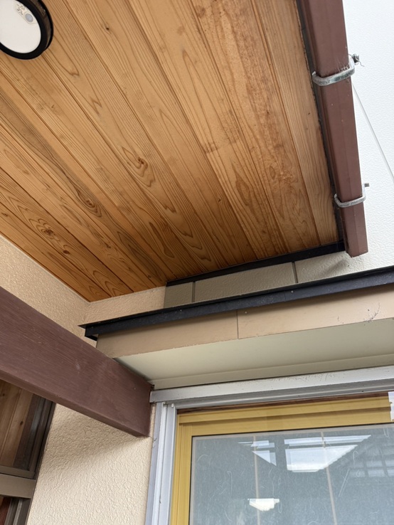 玄関ポーチの天井部分