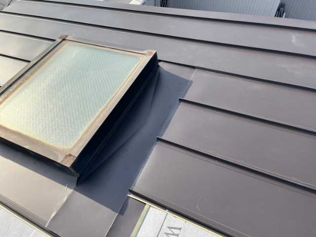 立平板金の施工途中