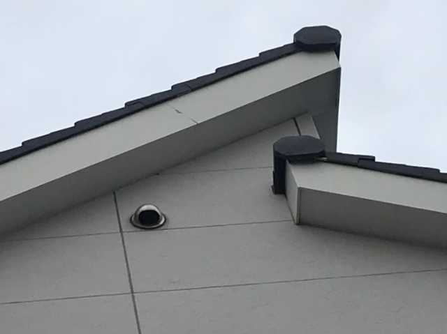 切妻屋根の破風側