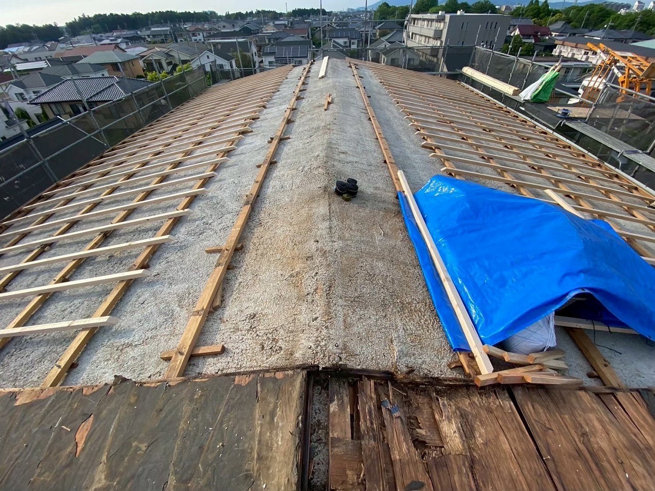 下地撤去後に見えたコンクリート面