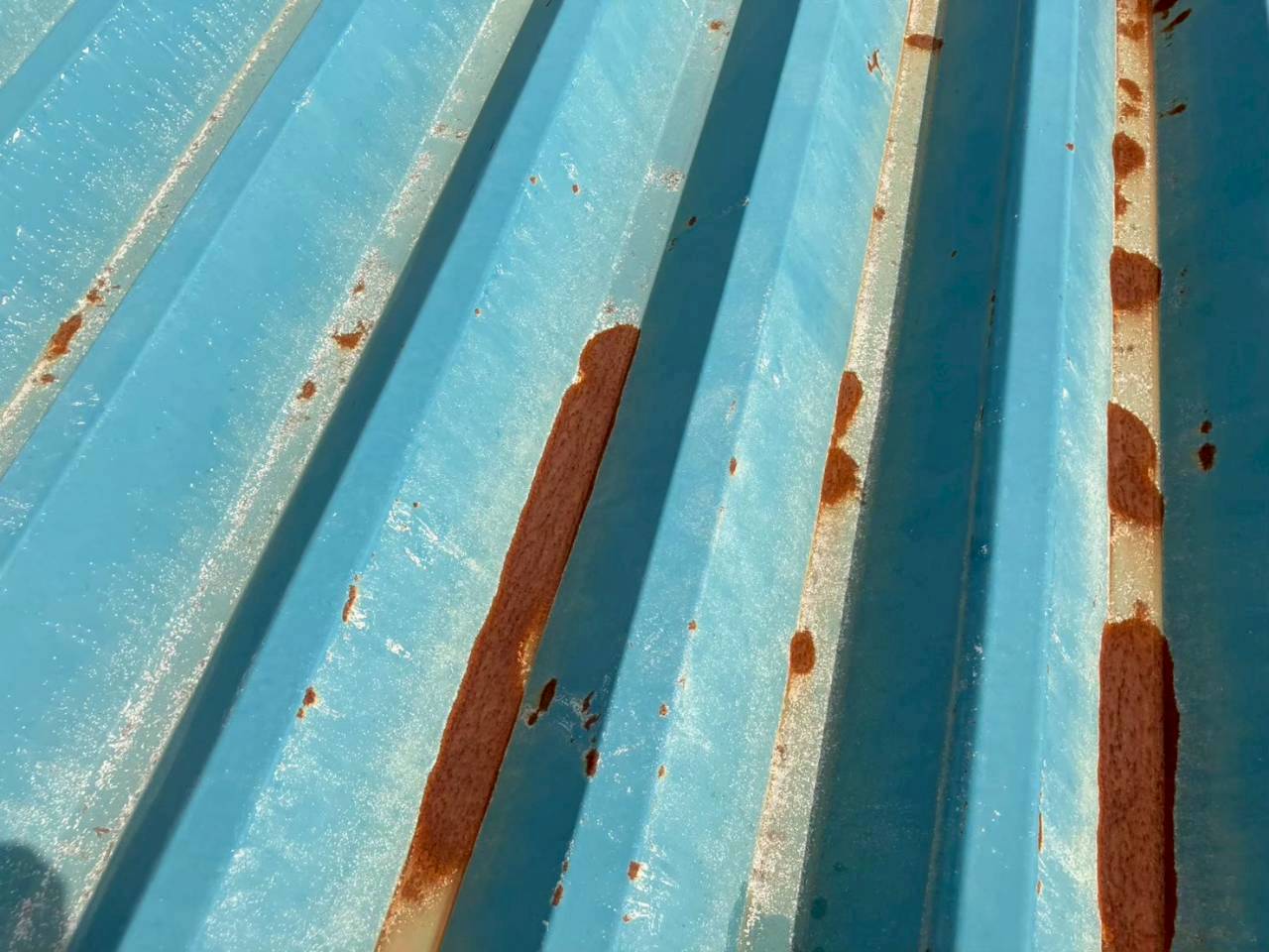 ボルト補修と防水処理