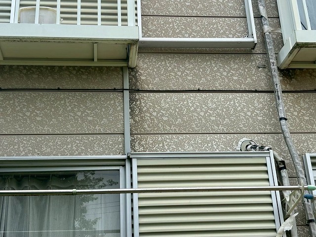 建物外壁の全体状況