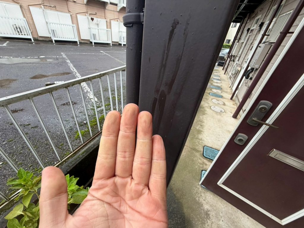 鉄骨支柱の白亜化