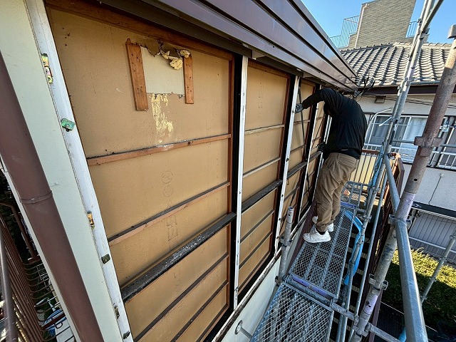 下地の点検と補修