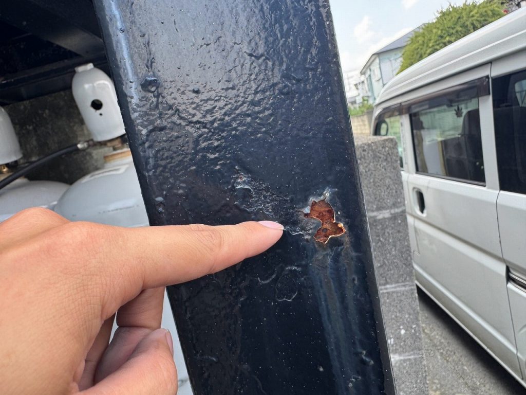 鉄骨柱の錆穴