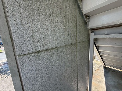 外壁側面の汚れ