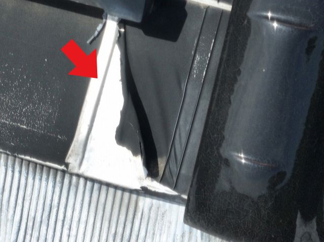 天窓周り部材の劣化 (2)