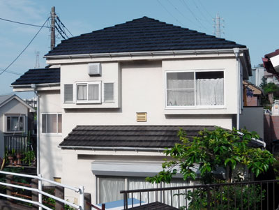 横浜市南区　屋根塗装工事事例　屋根塗装で外見が一新！（水系ナノシリコン）　施工後