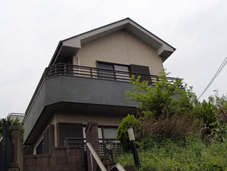 千葉市中央区　屋根塗装と外壁塗装でお住まいをイメージチェンジ　施工前