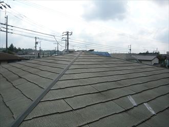 東京都三鷹市｜コロニアル屋根の葺き替え工事　屋根の調査