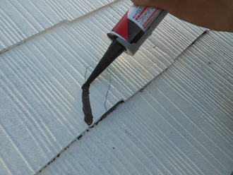 江東区　屋根塗装　屋根シール補修材で補修