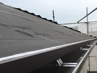 川崎市高津区　S型瓦の屋根葺き替え工事　防水紙（アスファルトルーフィング）設置