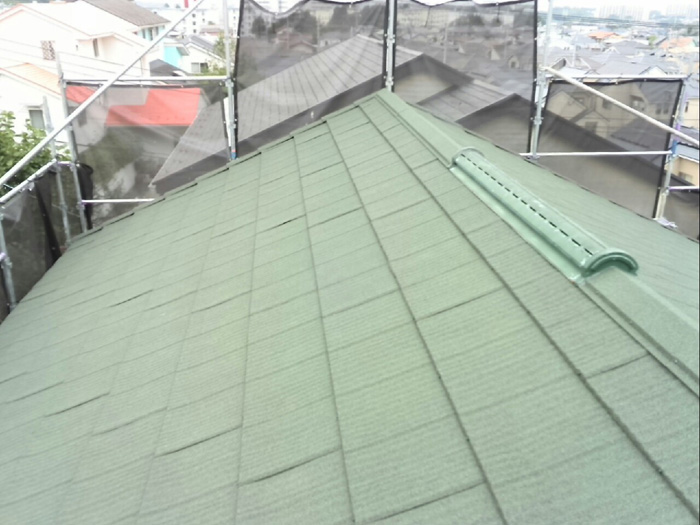 横浜市西区　スレートから金属屋根のエコグラーニへ屋根カバー工法　完了