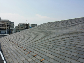 横浜市港北区　天然スレートの屋根