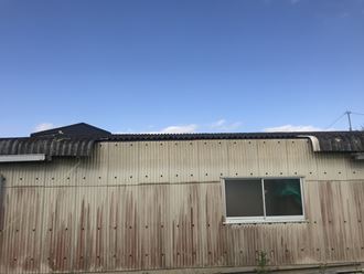 台風で飛散した屋根