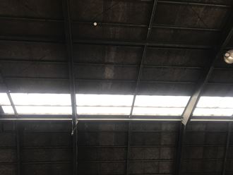 明かり窓屋根材
