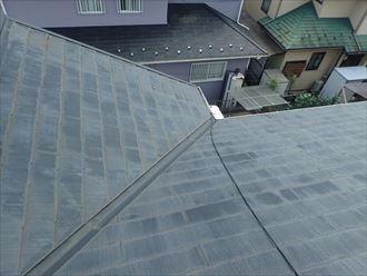 大屋根の塗膜劣化