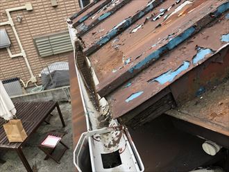 波板トタン屋根の劣化