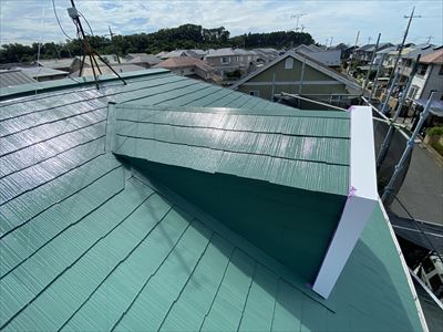 屋根材補修と塗装メンテナンス