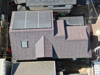 江戸川区南葛西にて行った屋根塗装工事の作業状況・費用をご紹介！使用塗料はエスケープレミアム無機ルーフ（RC-106）になります、施工前写真