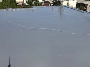 中央区勝どきでウレタン塗膜防水で施行された陸屋根を通気緩衝工法により防水工事、施工後写真