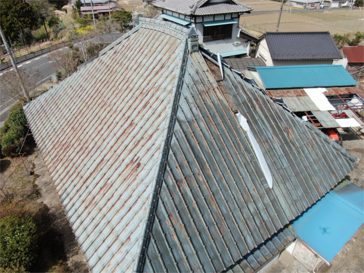 茅葺屋根