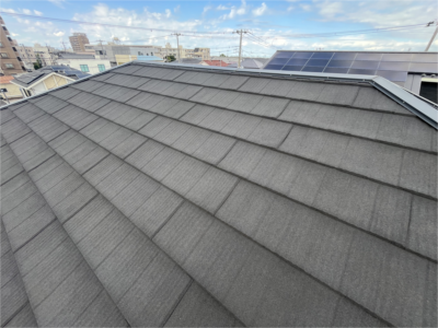 木更津市朝日で屋根瓦がお隣に落下しない様に、金属屋根に葺き替え工事、施工後写真
